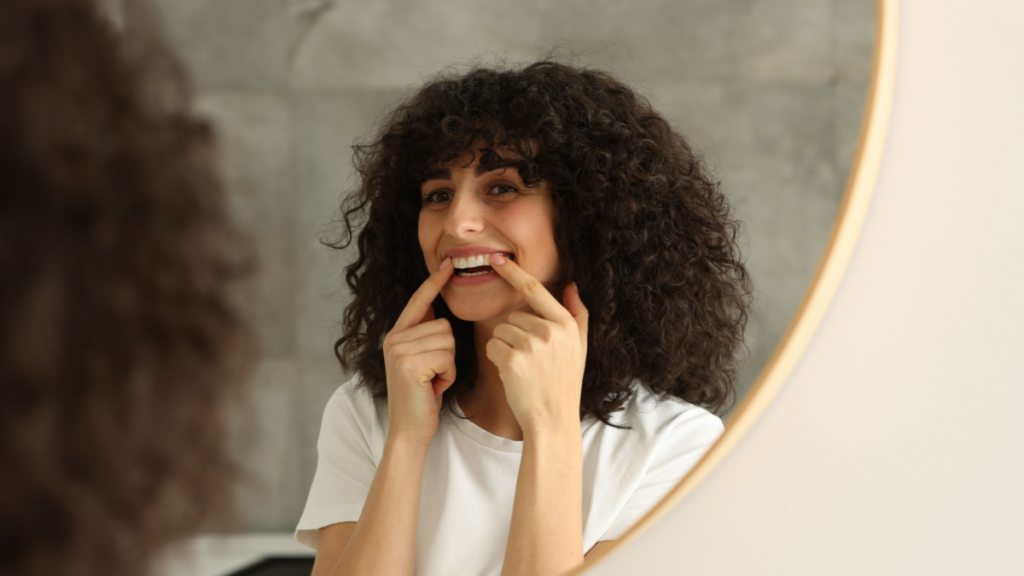 oiwhite_fitas_de_clareamento_dental