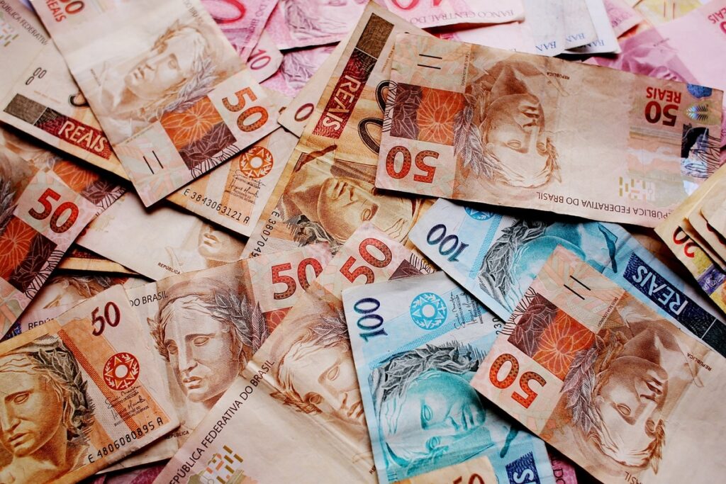 Cédulas de reais
