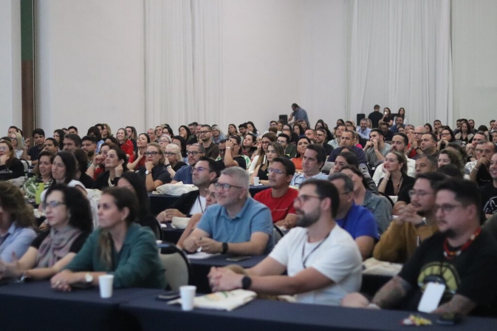 Escola de Diretores 2025: inscrições vão até quinta-feira