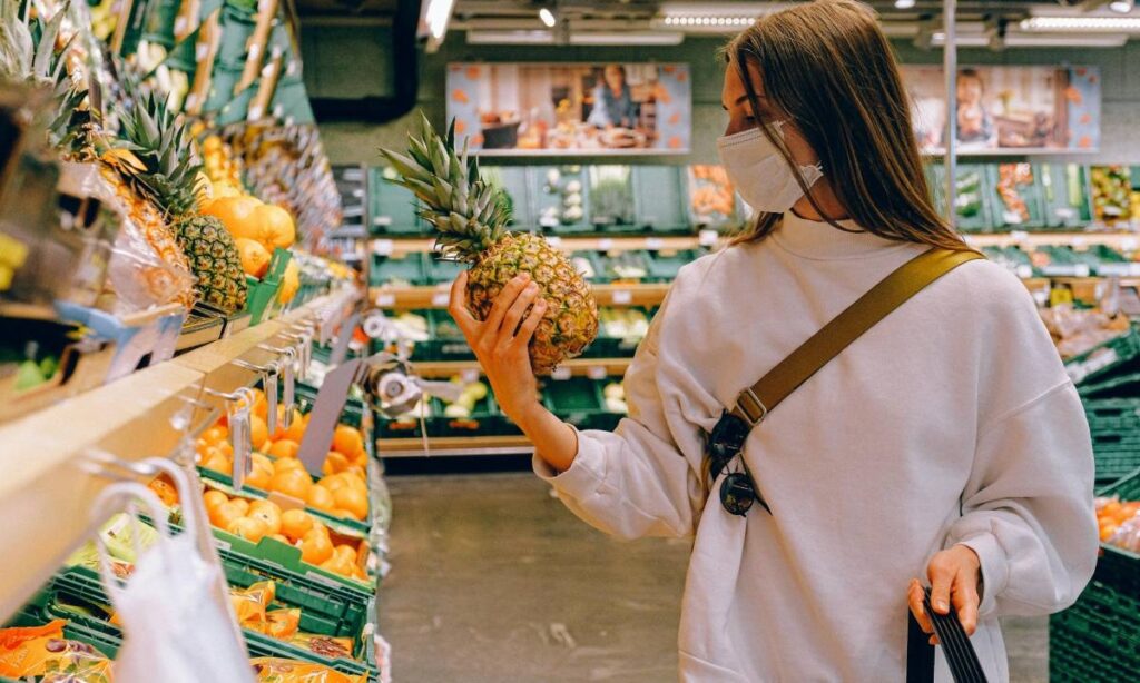 Mini mercados em strip malls
