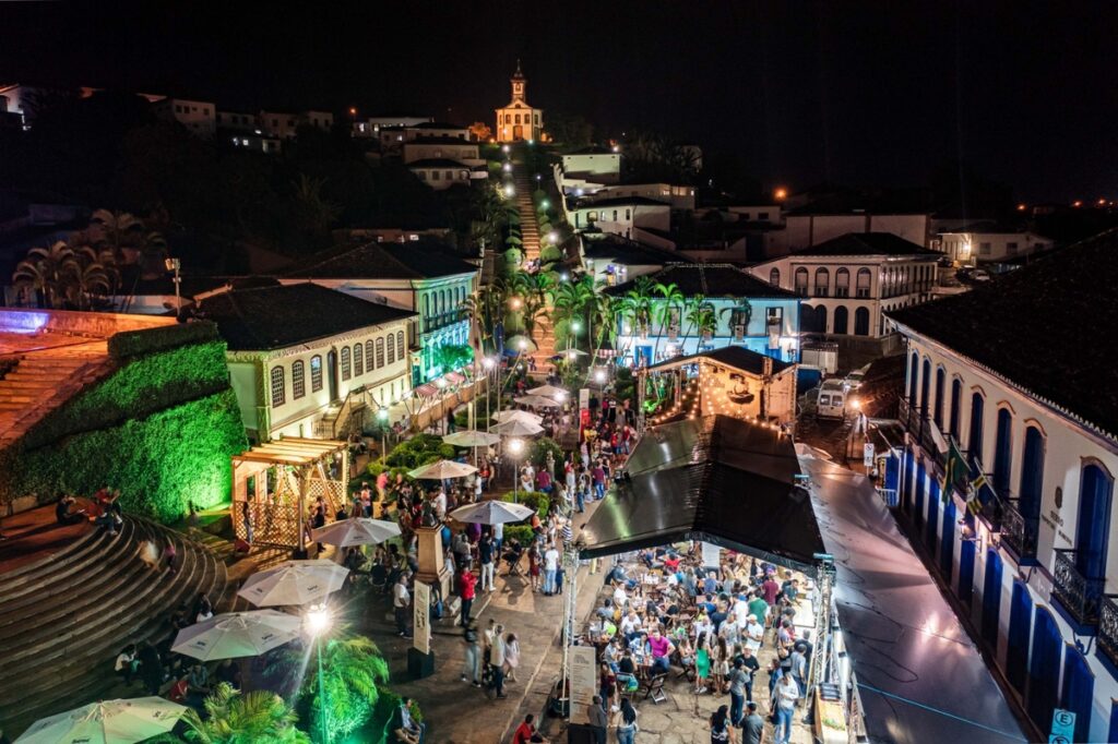 Festival Fartura Dona Lucinha celebra a gastronomia mineira em Serro (MG)