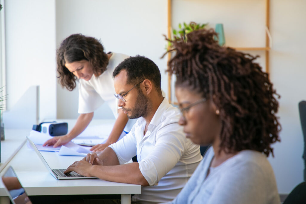 Bom Dia RH discute como a inovação está transformando a educação corporativa