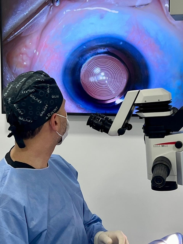 Cirurgia ocular promove independência do uso de óculos