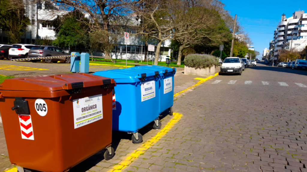 3 Contentores de 1000 litros em PEAD