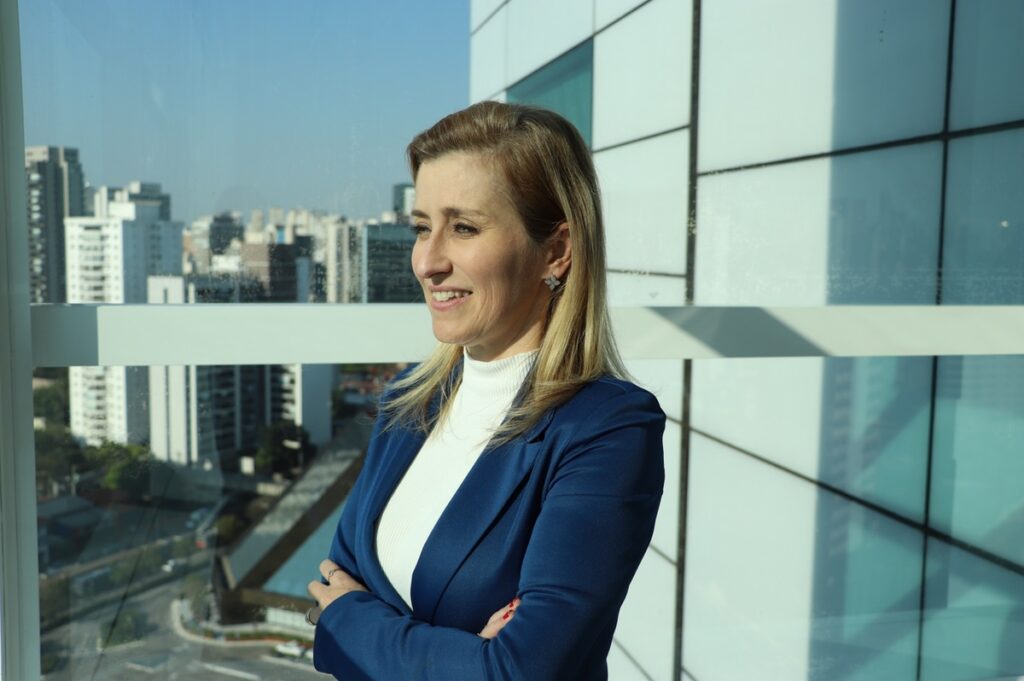Flávia Zuim diretora do Fibra Corretora