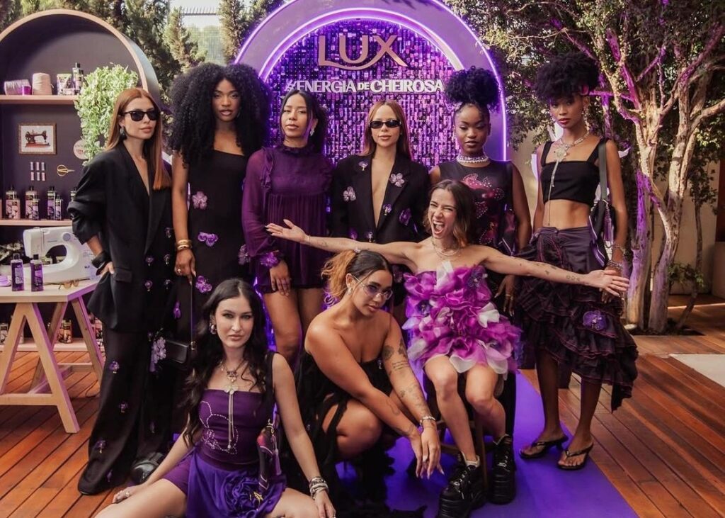 Squad Lux com looks por Chica Capeto