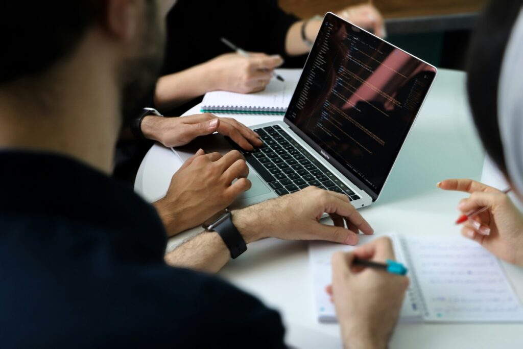 Contabilidade estratégica impulsiona decisões corporativas