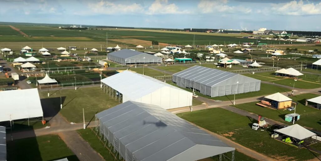 Galpões lonados ganham espaço no agronegócio
