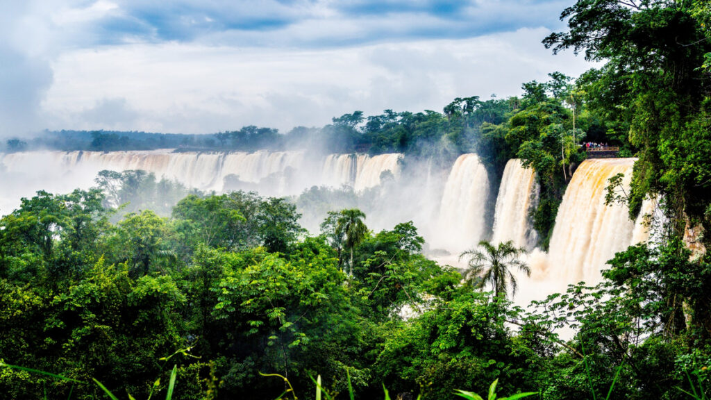 Espaço Usina é inaugurado no Parque Nacional do Iguaçu