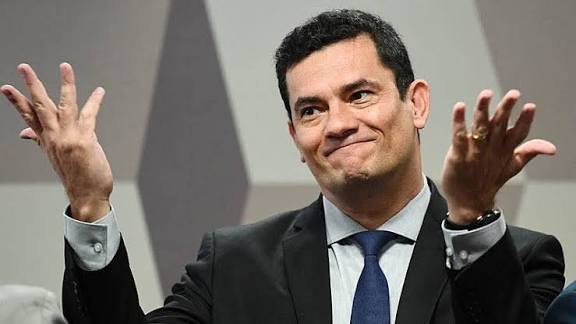Degradação pública e latrina política: Moro está sem partido para se candidatar a governador do Paraná