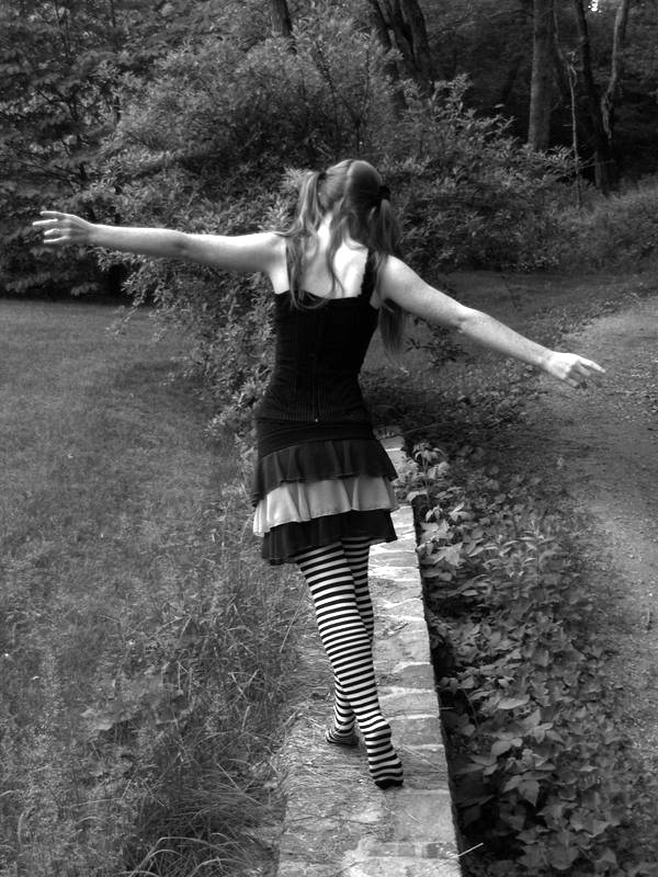 A Coluna do Roberto Maciel (quinta, 9.4): Oportunidade para as juventudes saírem do muro