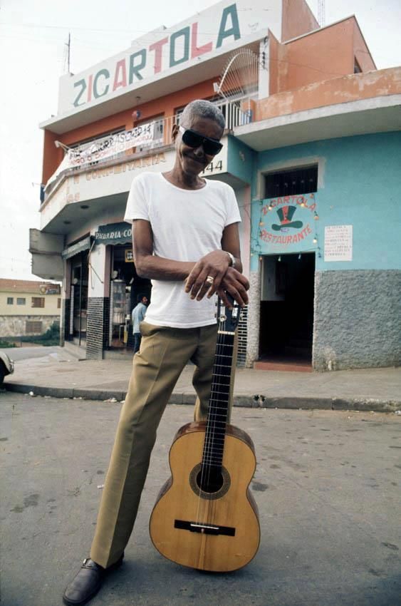 Sábado é dia de música, por Ronaldo Caminha: “O violão e a música brasileira”