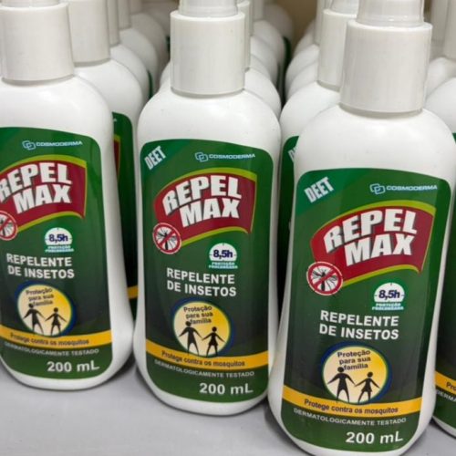 Postos de saúde da Prefeitura de Fortaleza distribuem repelentes para gestantes; foco é a prevenção de doenças como dengue, zika e chikungunya