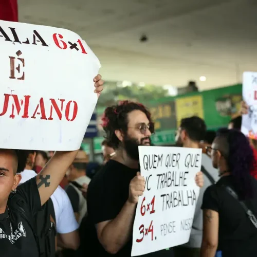 A Coluna do Roberto Maciel (terça, 13.10): A Hora H e o Dia D da jornada 6×1; ser contra ou a favor tem a ver até com moral, respeito e caráter