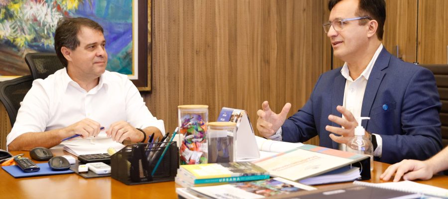 Evandro e Custódio analisam ações socioambientais em Fortaleza; parceria da Prefeitura com UFC prevê comitês intersetoriais