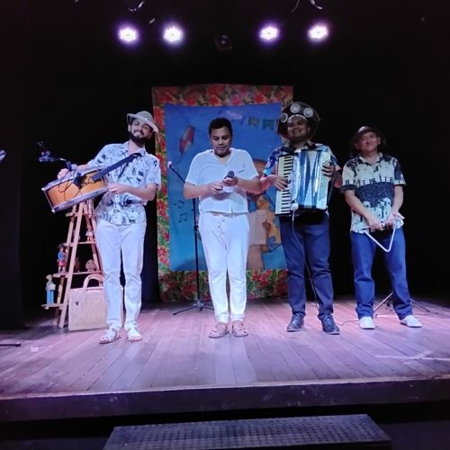 “Os Causos do Rei”: espetáculo leva ao teatro história e importância de Luiz Gonzaga para a identidade brasileira