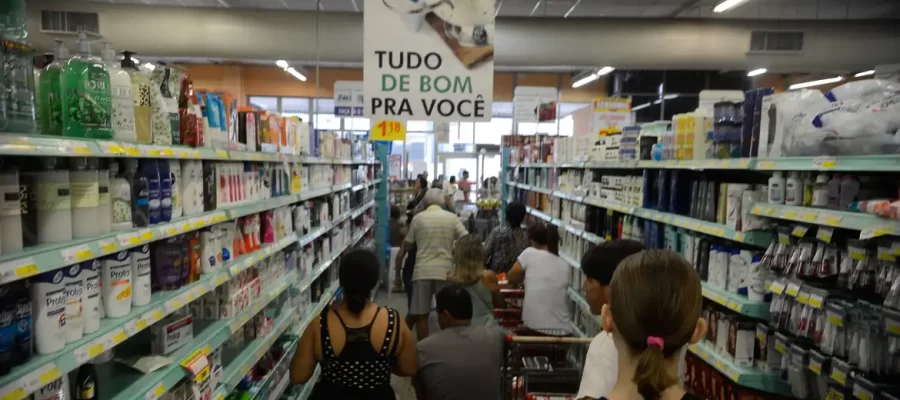 “Efeito Lula”: Confederação do Comércio atesta que acesso ao crédito e compra de bens duráveis impulsionam Intenção de Consumo das Famílias em janeiro