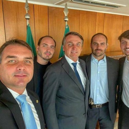 Dia dos Pais e Filhos e Filhas com tornozeleira eletrônica – quem merece, merece
