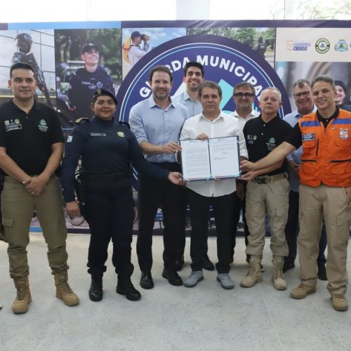 Fortaleza: Evandro envia à Câmara projeto com gratuidade em transporte coletivo para guardas municipais, servidores da Defesa Civil e agentes de segurança