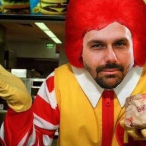 Ruy Castro: “Trump sabe que Eduardo Bolsonaro é um idiota”