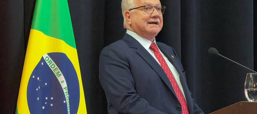 Edson Fachin alerta para ameaças à democracia por expressões fascistas; presidente do STF defende independência do Judiciário