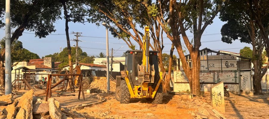 Secretarias regionais de Fortaleza iniciam intervenções em 12 praças e espaços públicos