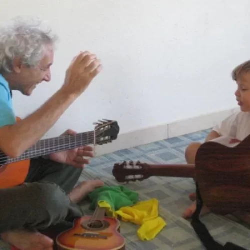 “Meu Amigo Lorenzo”, documentário sobre autismo e música, será apresentado no Centro Dragão do Mar, em Fortaleza