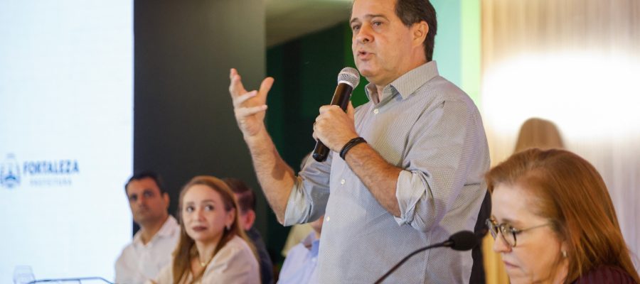 Evandro lança programa Saúde que Cuida, com investimentos em hospitais, postos e contratação de profissionais