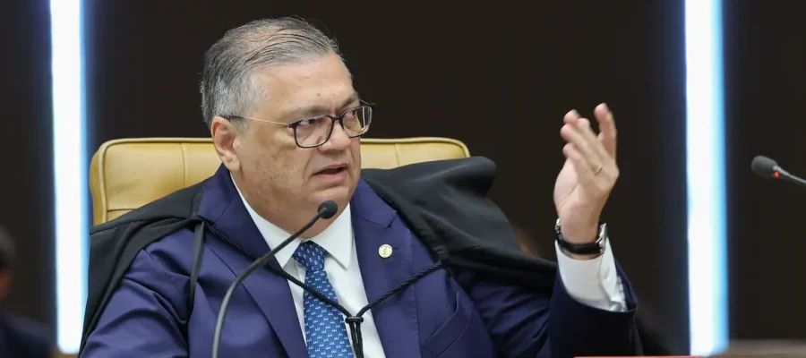 Flávio Dino expõe relatório com ameaças de assassinato; o fascismo arreganha os dentes para ministros do STF