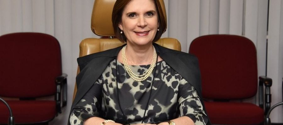 A Coluna do Roberto Maciel (quinta, 13.11): Reprimenda política a um militar insubordinado