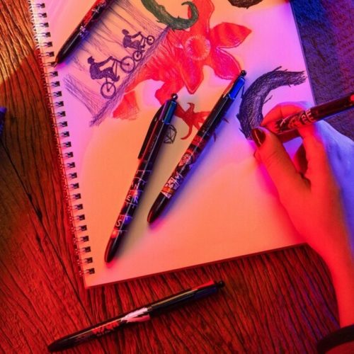 BIC lança linha da caneta 4 Cores da série Stranger Things
