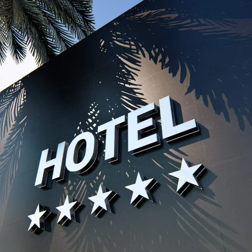 Proposta na Câmara obriga hotéis e outras empresas do turismo a seguirem código contra exploração sexual de crianças e adolescentes