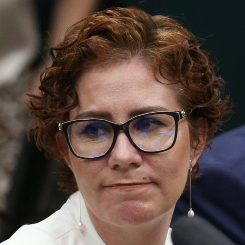 Artigo: “A Justiça te pegou, Zambelli; sobra pra você a delação premiada; resta-lhe virar uma ‘cabueta'”