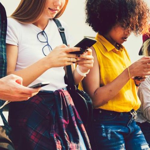 Geração Z é a que mais perde dinheiro com golpes digitais