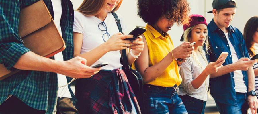 Geração Z é a que mais perde dinheiro com golpes digitais