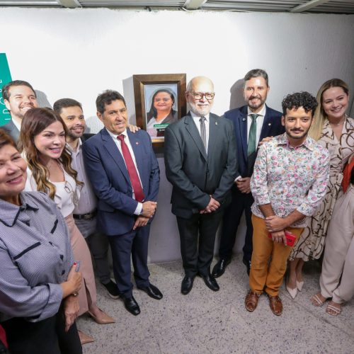 Exposição sobre os 190 anos da Assembleia destaca fatos da História do Ceará; visitação segue até 17 de agosto