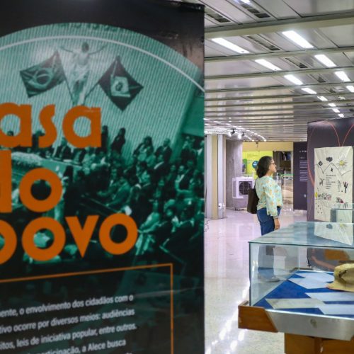 Memorial da Alece recebeu 4,2 mil estudantes em 2025, celebrando 190 anos da Assembleia com exposição e aula aberta