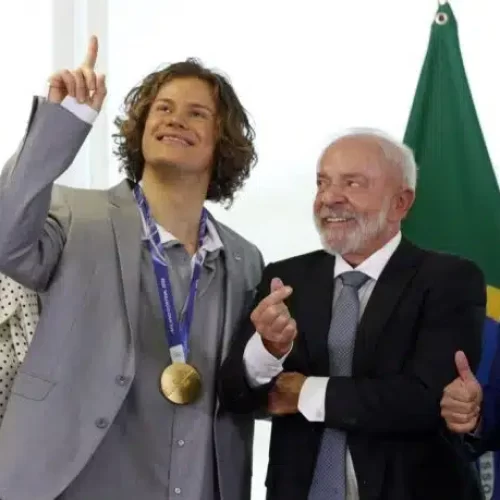 Lula recebe Lucas Braathen e Isadora Cruz e reafirma compromisso com fortalecimento dos esportes