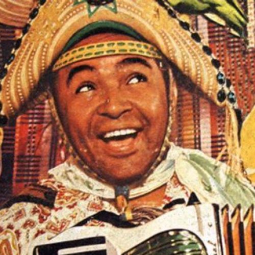 Música: “Da sala de reboco à arena milionária: legado de Luiz Gonzaga influencia a cultura musical brasileira”