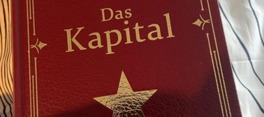 A Crônica do Edmilson Maia Jr.: “O livro vermelho”