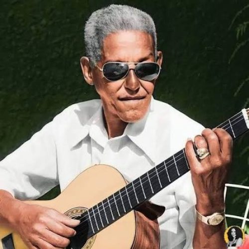 “Mesquinho” ou “mesquinhos”? Polêmica sobre verso de Cartola tritura sonhos, sentidos e compreensões
