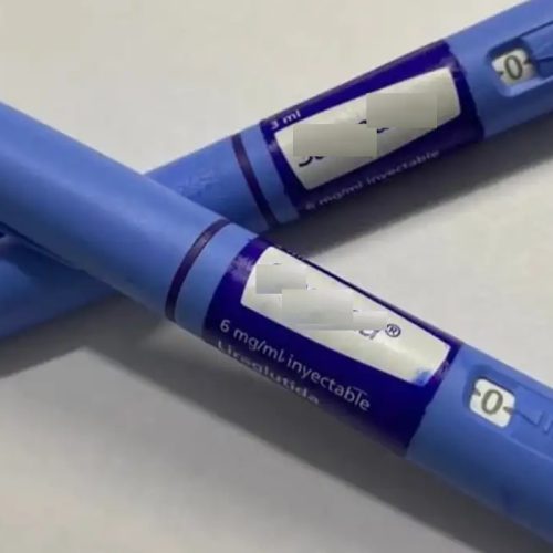Pediatras alertam para perigos do uso de canetas emagrecedoras em crianças e adolescentes
