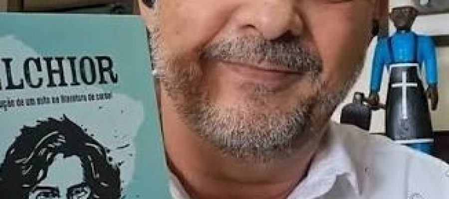 Jornalista e pesquisador faz campanha para apresentar obra sobre Belchior na Bienal do LIvro de São Paulo