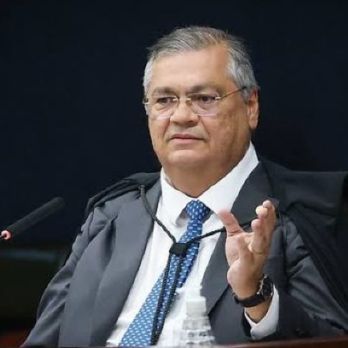 A Coluna do Roberto Maciel (terça, 11.8): Decisão de Flávio Dino torna o mar das emendas mais claro e os cardumes mais visíveis