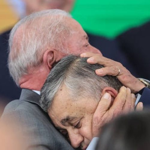 A Coluna do Roberto Maciel (quinta, 16.4): Guimarães no gabinete de Lula é também um reconhecimento à organicidade política