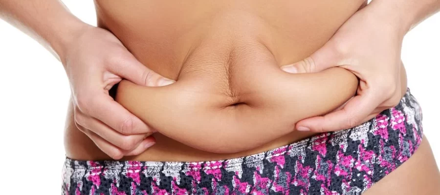 Gordura abdominal na pós-menopausa se relaciona com o desempenho cognitivo, diz estudo nos EUA