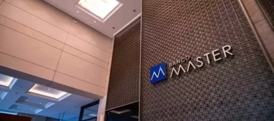 Marina Amaral: “A ‘bancada do Banco Master’ é de direita”