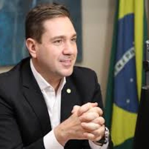 Eduardo Bismarck destaca liderança do Ceará no mercado turístico do Nordeste e aponta resultado superior à média nacional