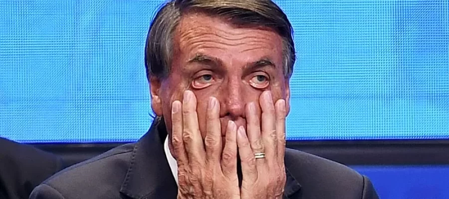 Justiça atesta que Bolsonaro deve ficar no xilindró até 2052