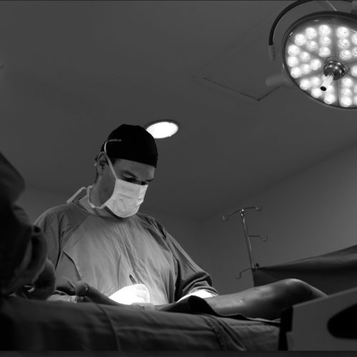 Médico especialista de Florianópolis orienta sobre lipedema